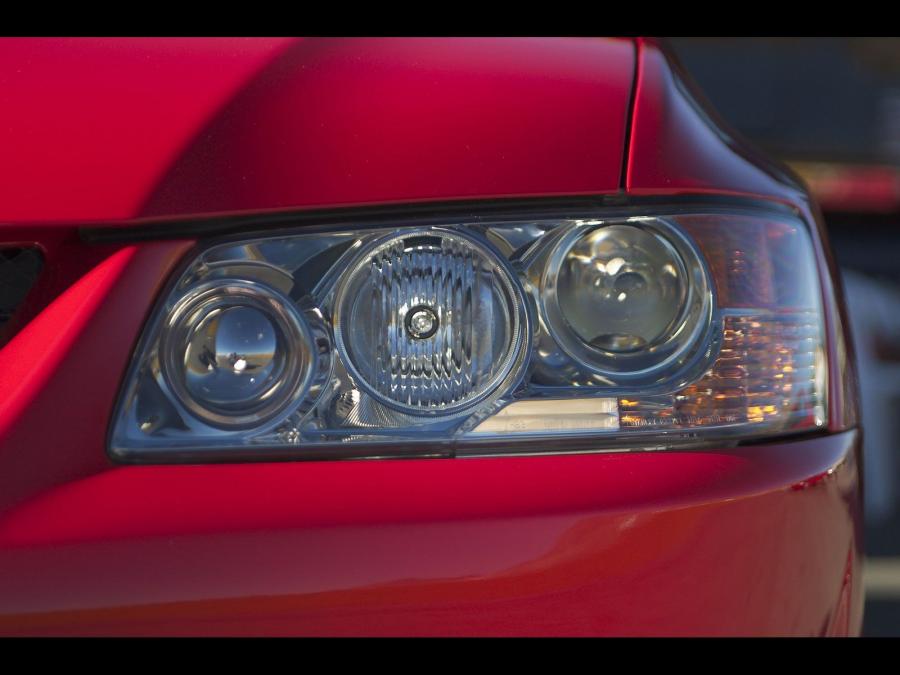  Mitsubishi Lancer Evolution RS 2004 года  (фото 9 из 20)